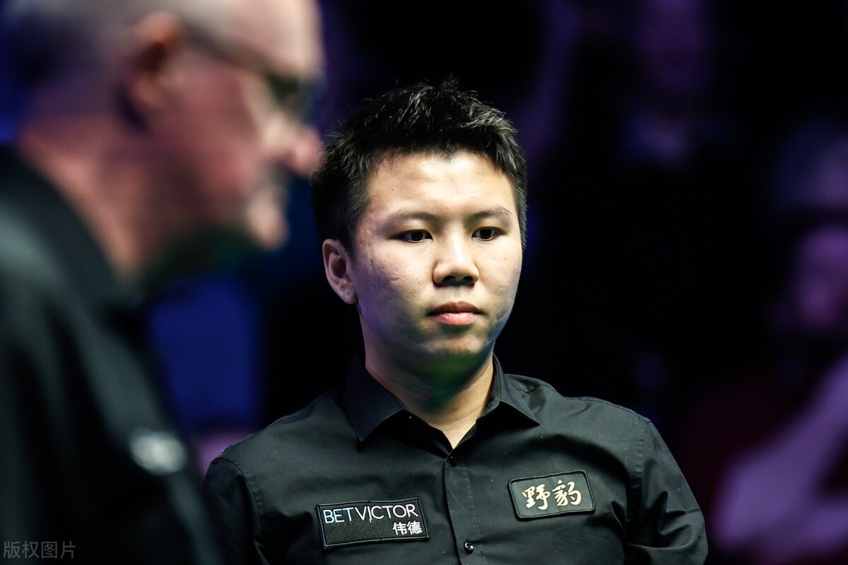 周跃龙5比0横扫田鹏飞,晋级32强,迎战希金斯