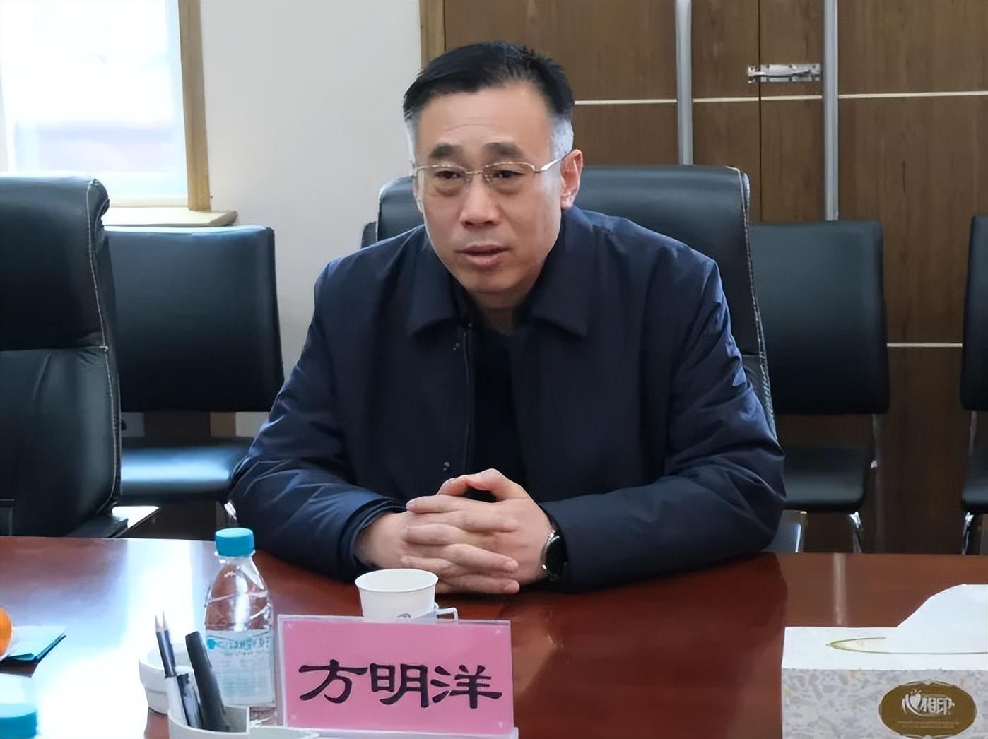 南召县委书记方明洋一行到中国兵器豫西集团北方红阳公司走访慰问