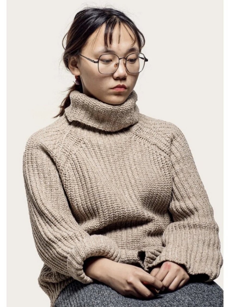 半身像色彩素描素材  亲爱的朋友们,我发现了一组超高质量的女青年