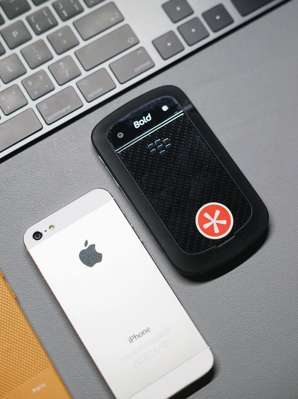 10年前的双机党  虽然iphone5是2012年发布的,但在短暂拥有过5s后,我