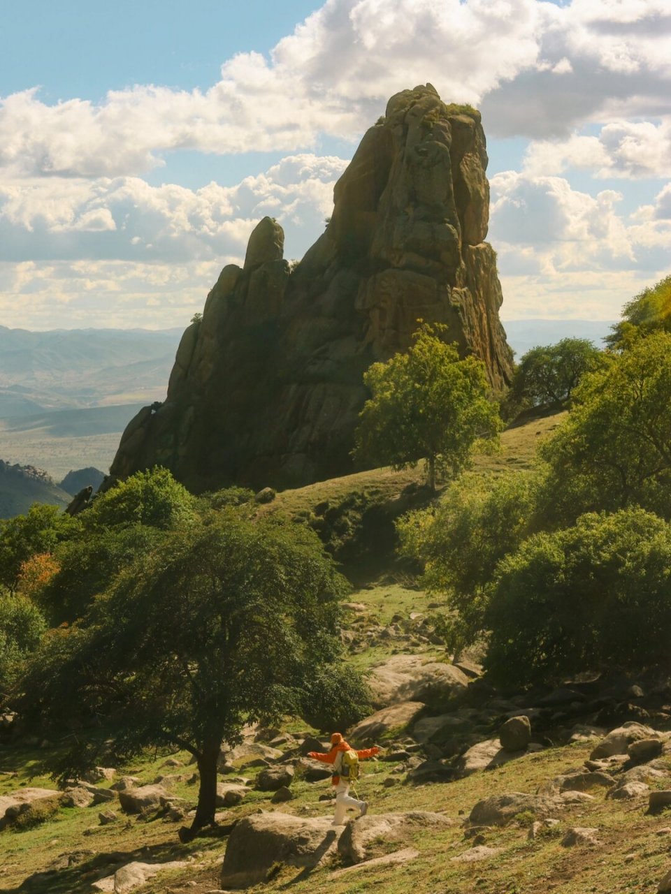 行走在旷野之上  来到内蒙古克什克腾旗的大青山,这里的秋天美得如同