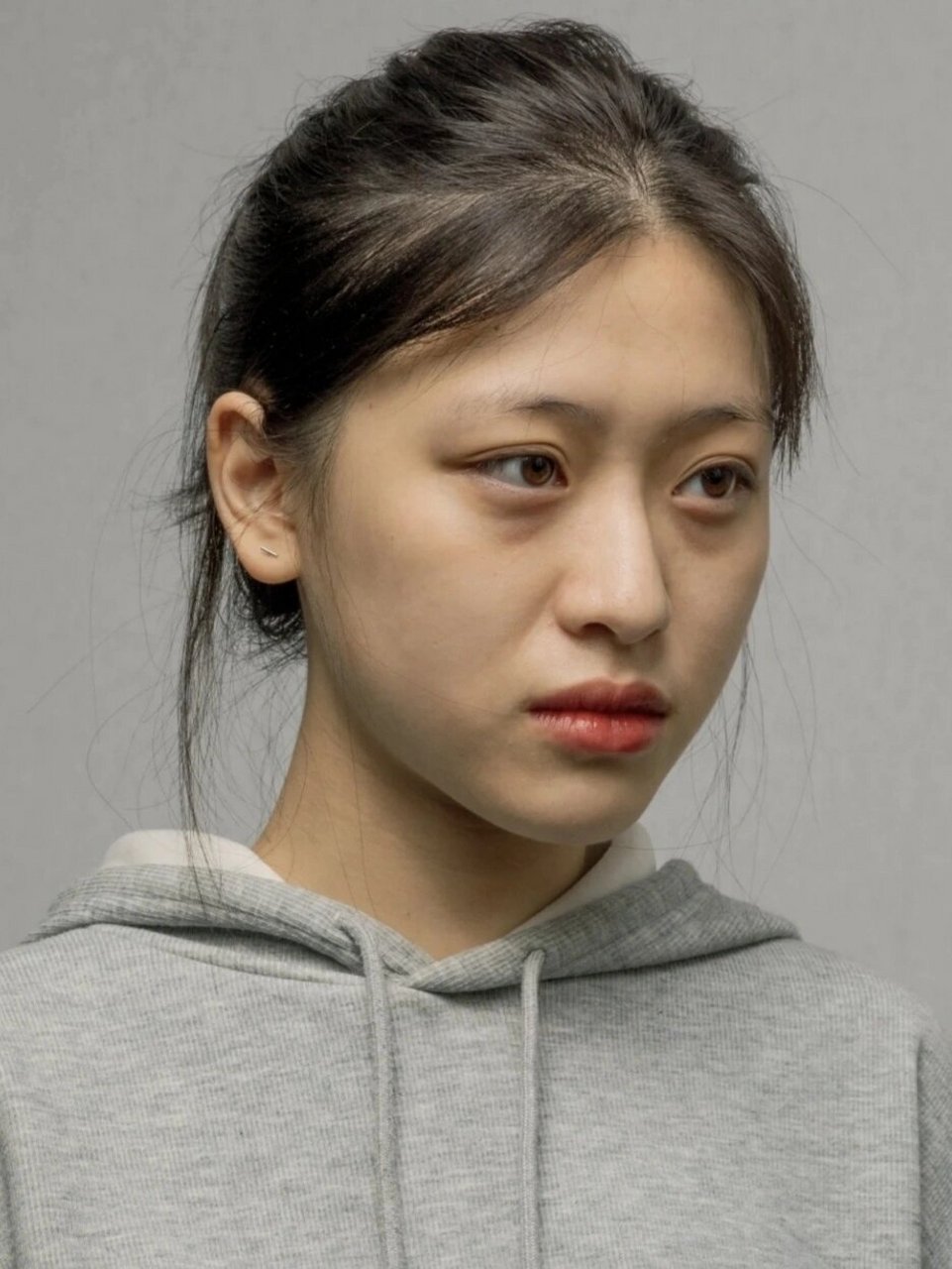 素描照片素材  我分享了一些人物素描的照片素材,喜欢人物素描却没有