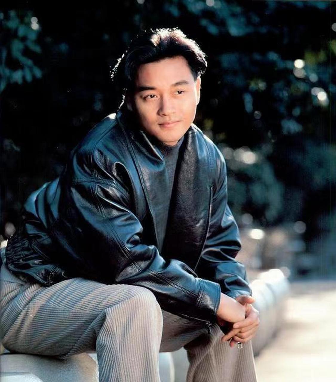 "在1992年《霸王别姬》的杀青宴上,张国荣对一名男子大怒,这是脾性