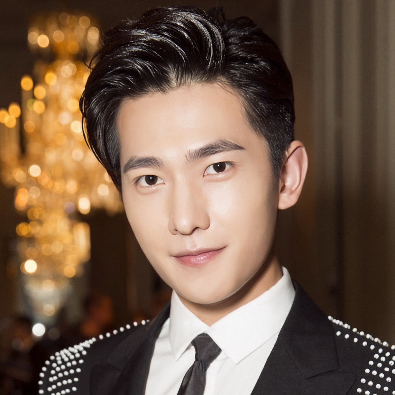 看到他们的头像,你会感觉到原来笑容可以