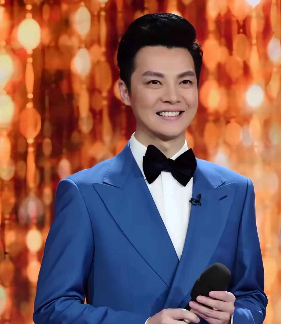 央视四位最帅男主持人,他们不仅长相帅气,还拥有着非凡的才华和实力