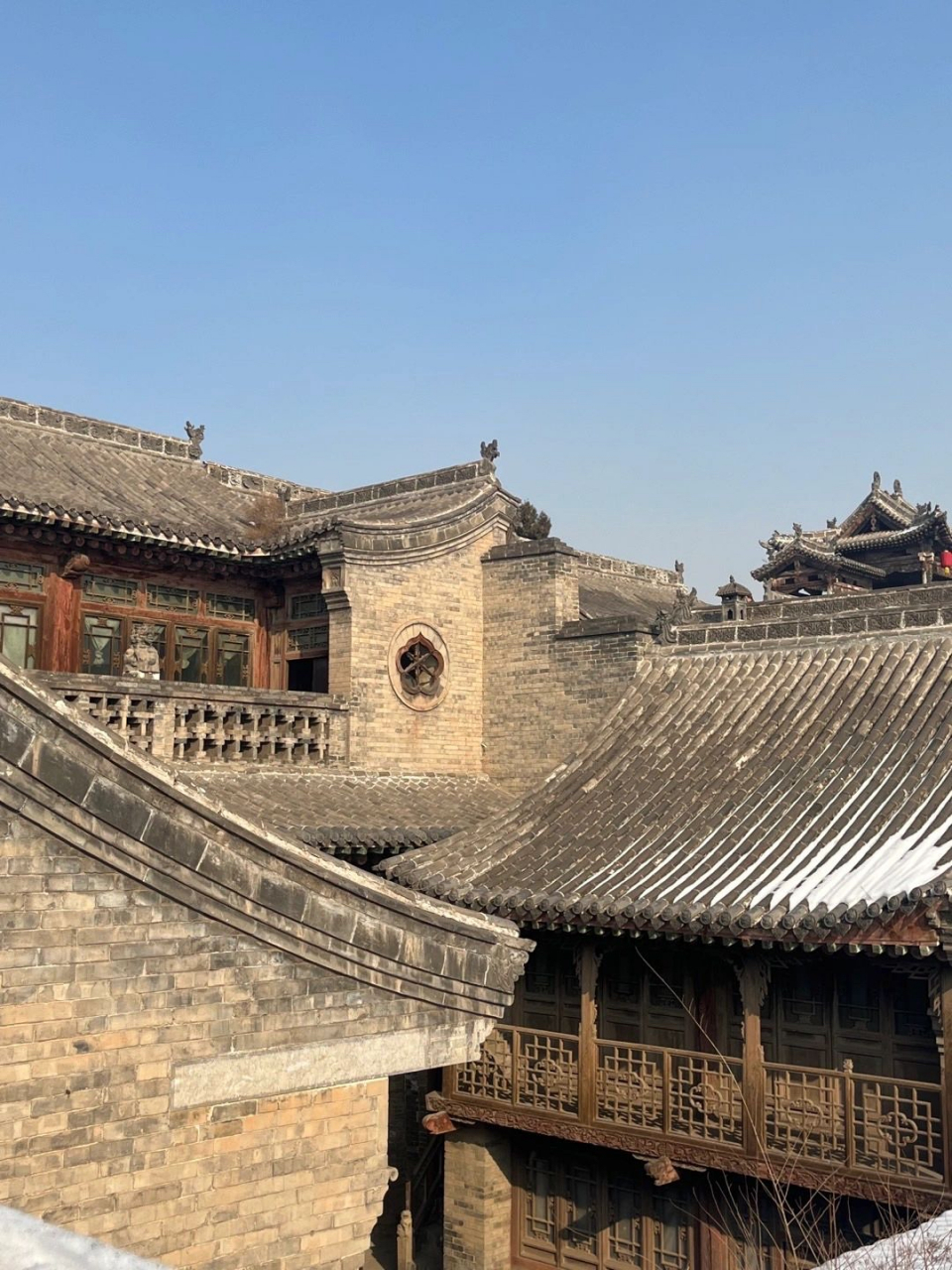 王家大院 #王家大院# #山西古建筑#  王家大院位于山西省灵石县城东12