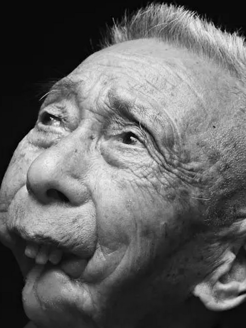 与日军激战过程中,他失去了整个下巴!