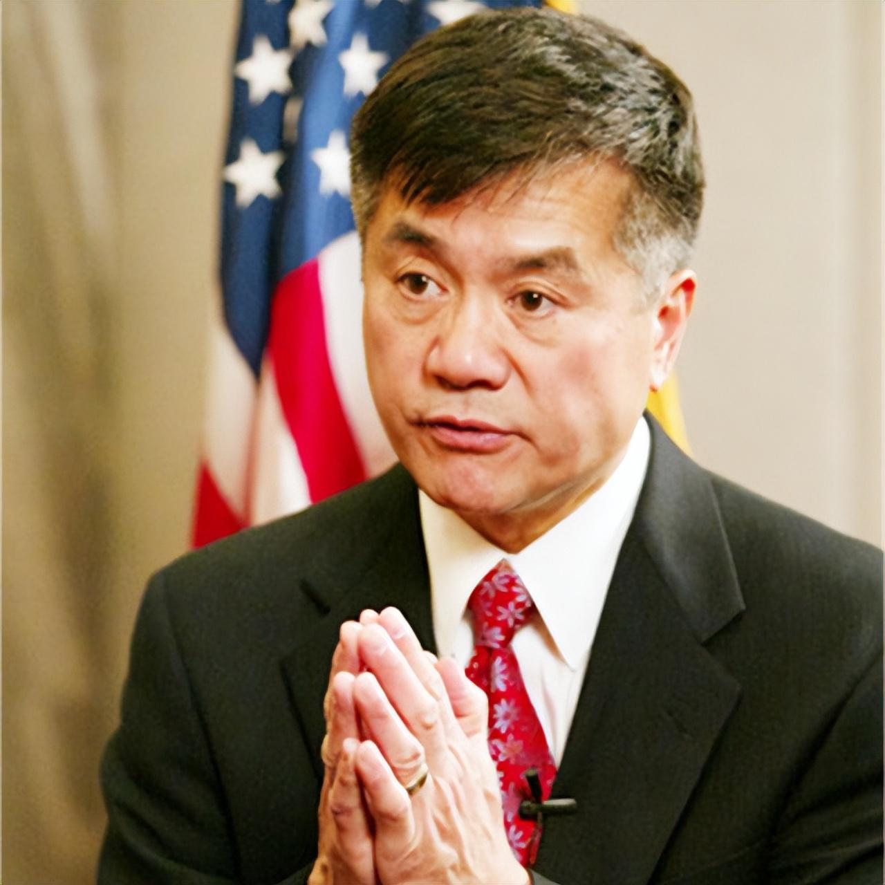 美国首位华裔州长骆家辉,曾任驻华大使,却是个十足的"双面派"