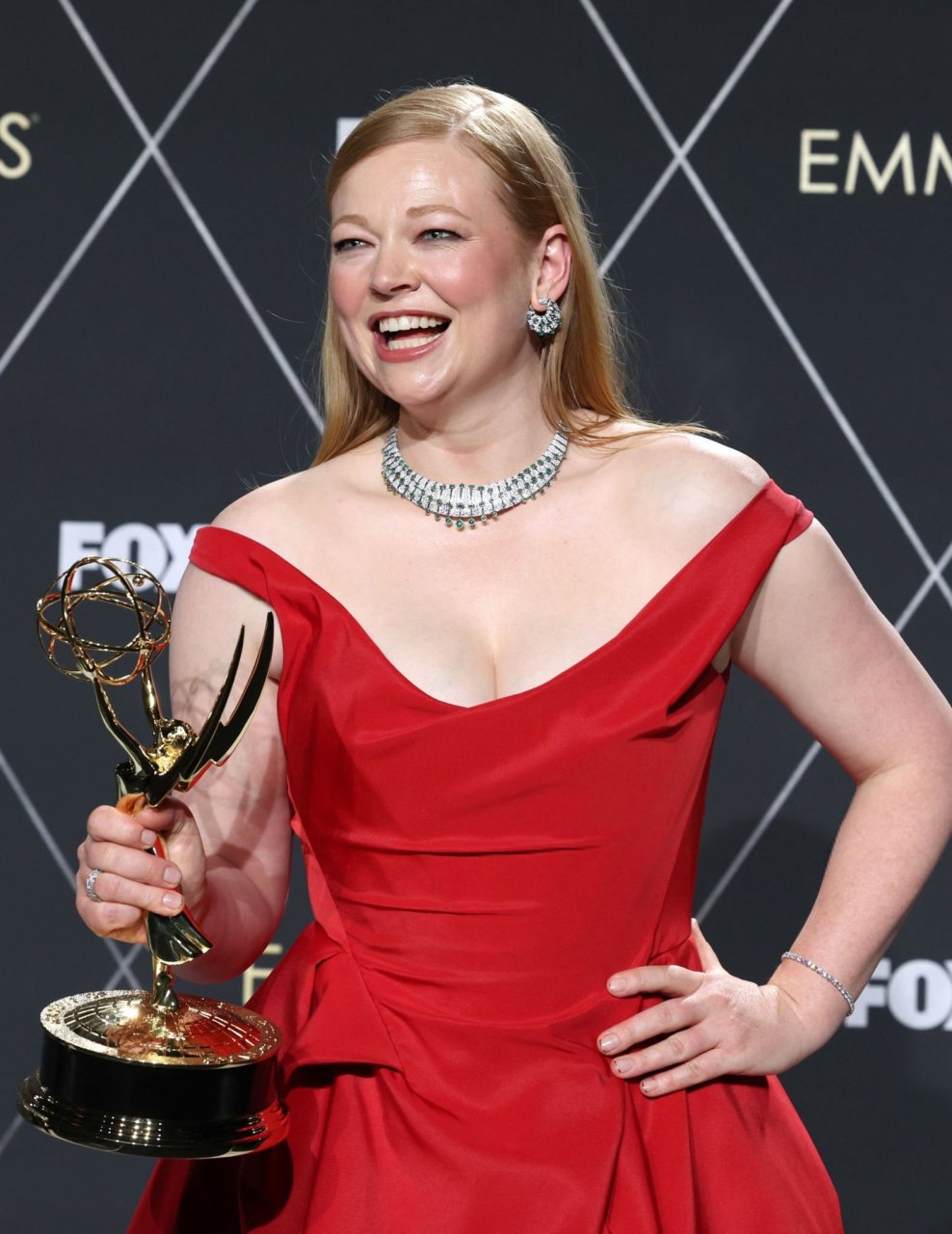 时尚穿搭# #女明星# sarah snook莎拉·斯努克 和她的首座艾美奖视后