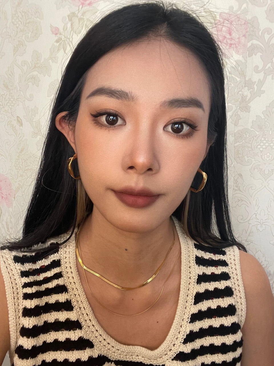 即使肤色不白,也可以展现出独特的美感!