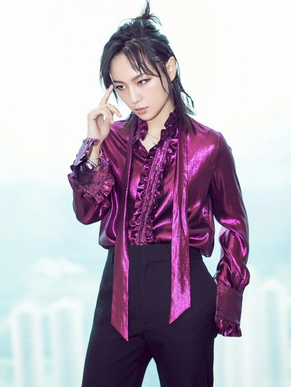 周笔畅深夜悼念李玫 李玫年仅48岁的乐坛天后,突发离世,让整个娱乐圈