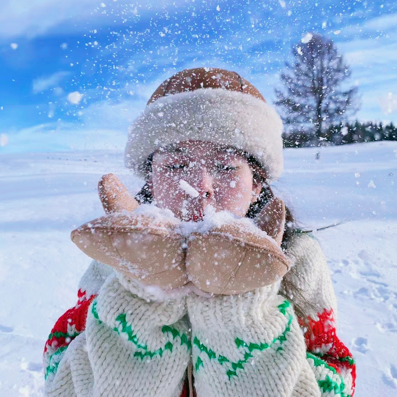 关于雪的头像女生唯美图片