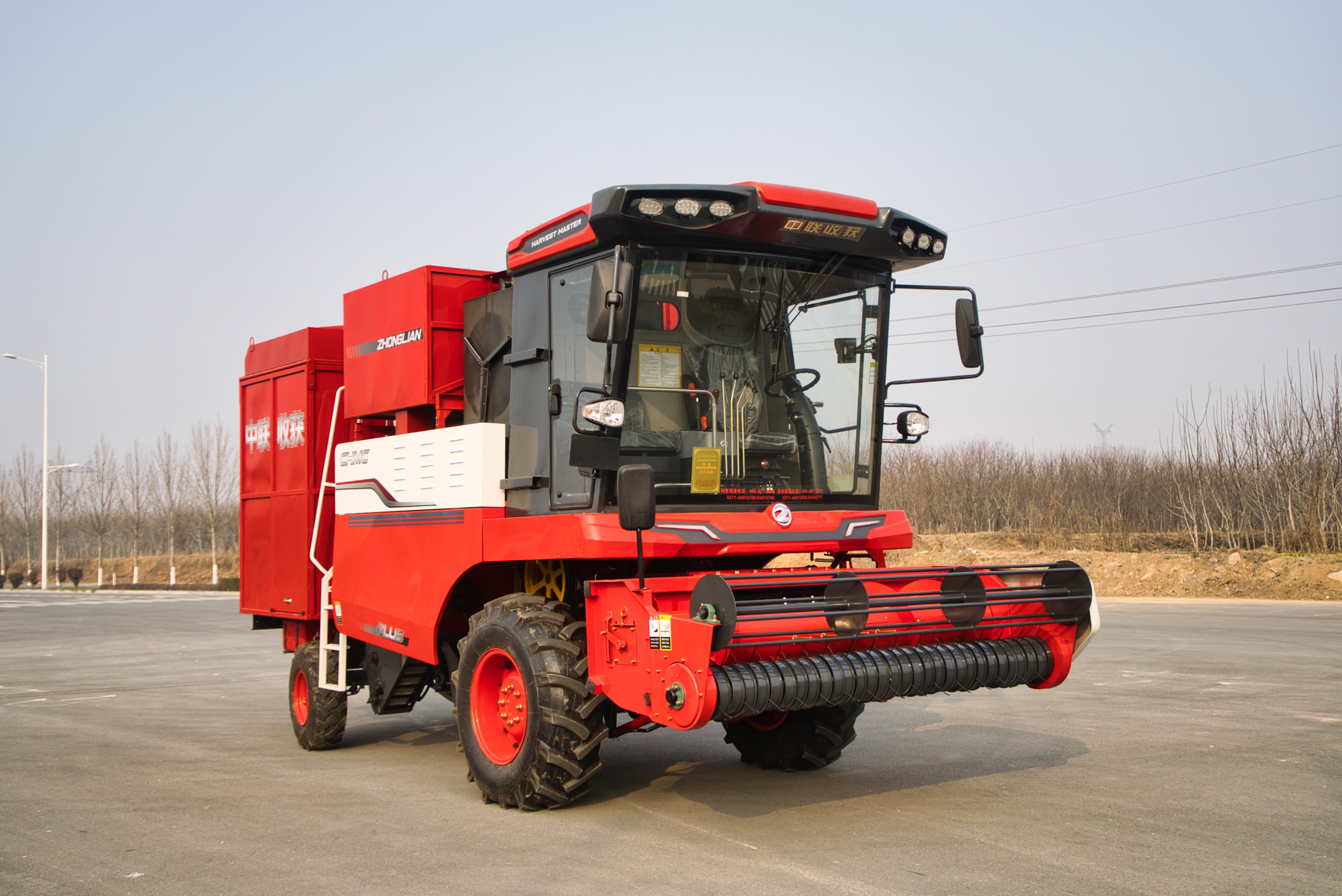 一台花生收获机干了2000亩!毛病少,作业速度快,售后服务特满意