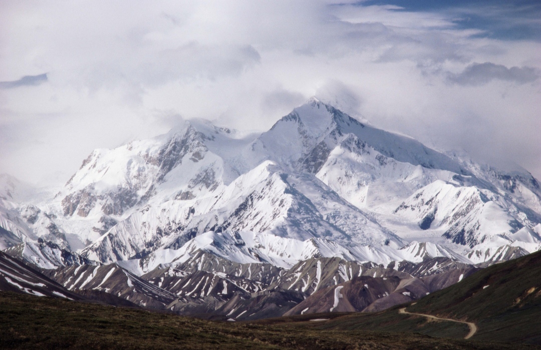 古今经典新疆是个好地方之托木尔峰