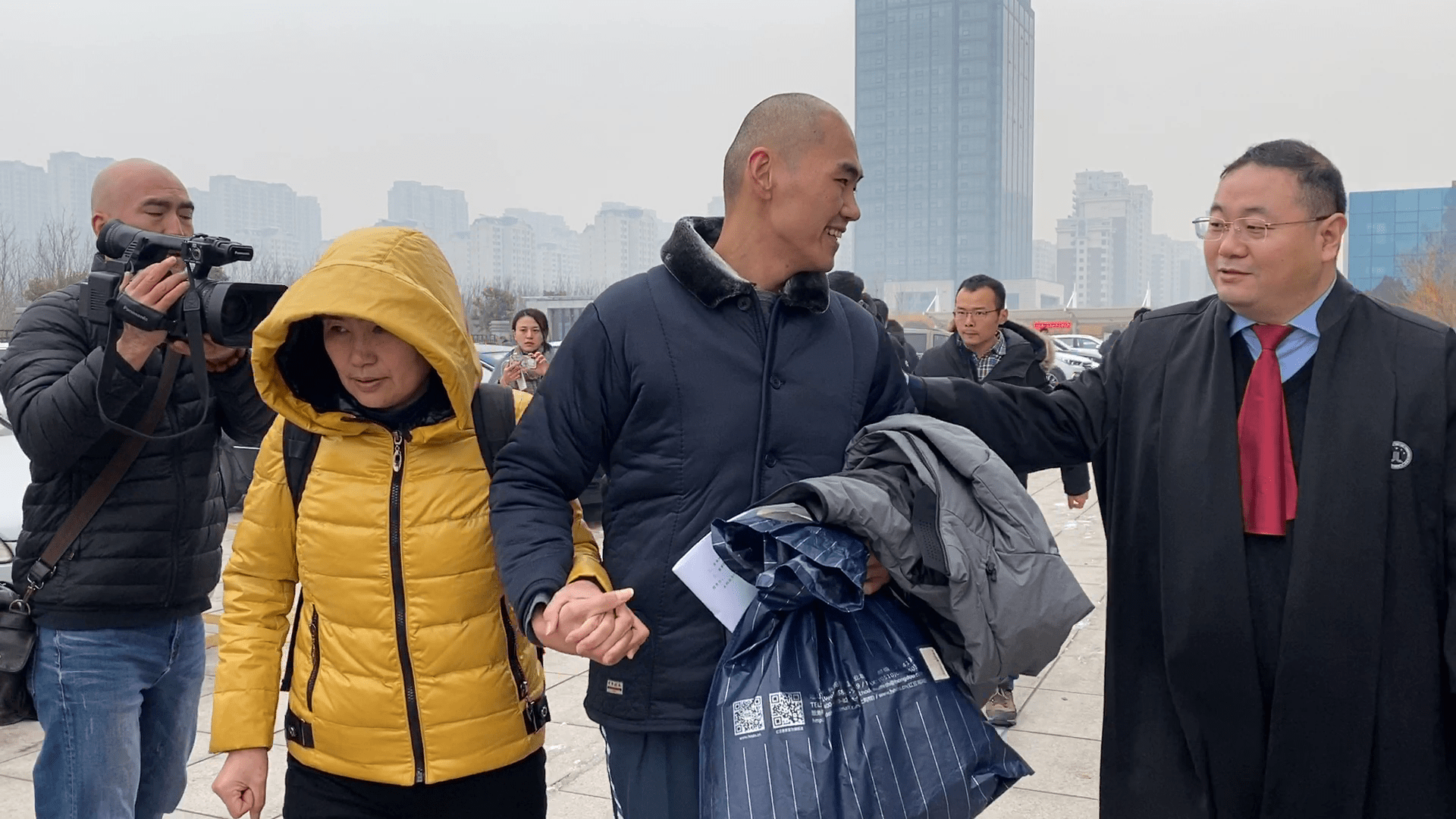 三,张志超洗脱嫌疑获332万赔偿金