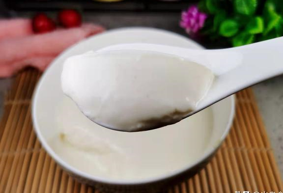 冬天,喝奶茶豆浆不如饮它,暖胃暖宫又美颜,女性朋友要常吃