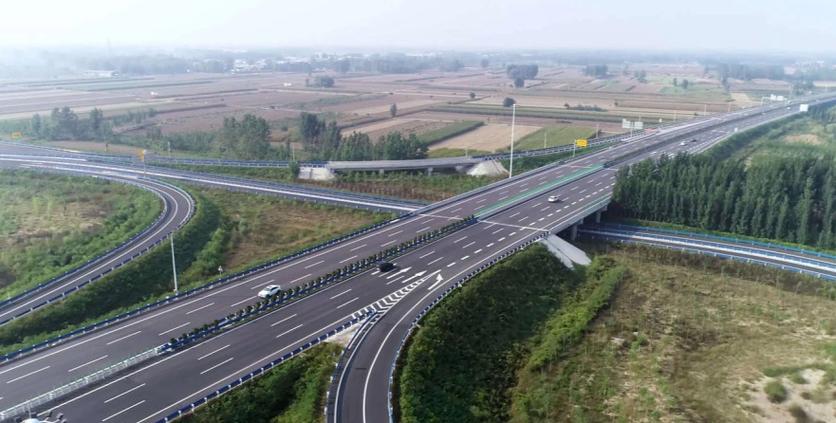 回顾中国战备高速公路揭秘:多功能交通动脉,国防安全的重要支撑