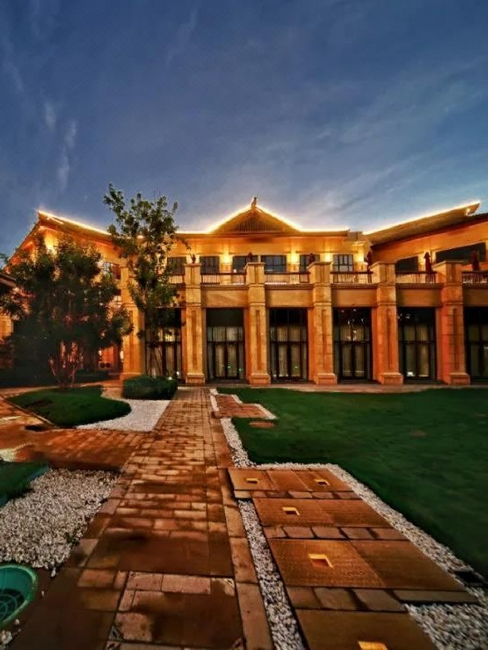 石家庄酒店推荐-河北国山宾馆  河北国山宾馆,位于石家庄的后花园