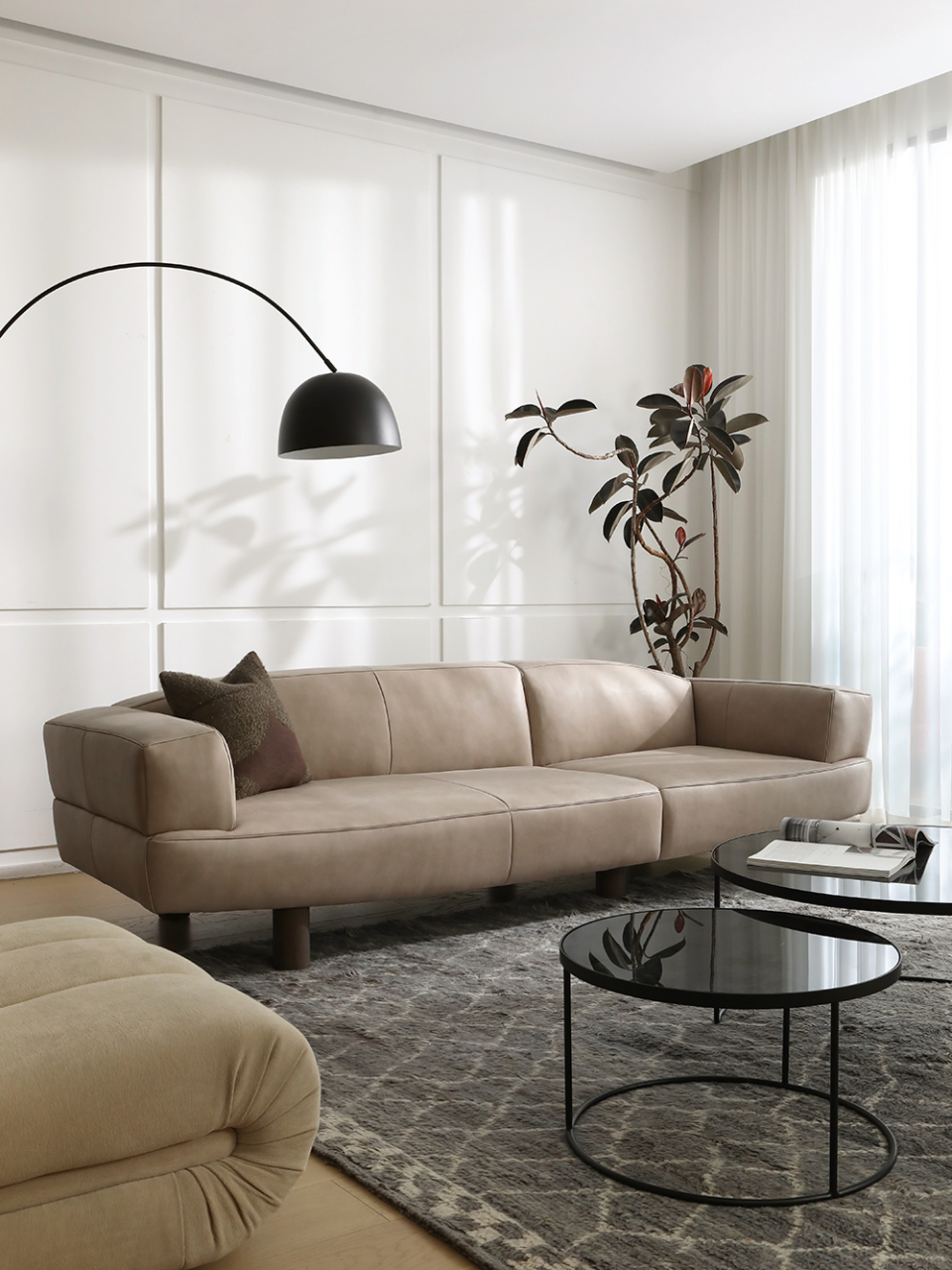 安利一个很有老钱风的真皮沙发