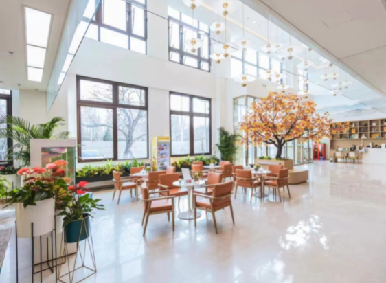 龙湖椿山万树皓春里养老公寓,北京皓春里老年公寓地址