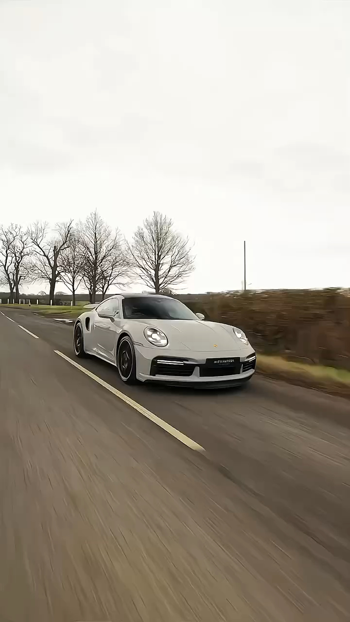 今日车型保时捷911你觉得怎么样