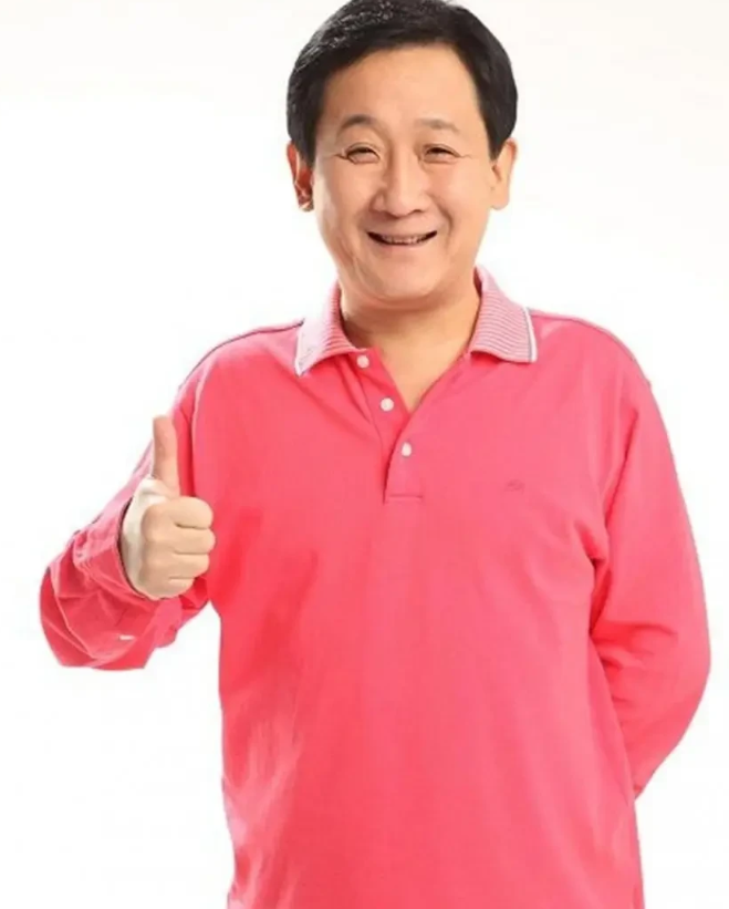 当时他们一起拍摄我爱我家结下了浓厚的情谊,在梁天眼中,宋丹丹是一位