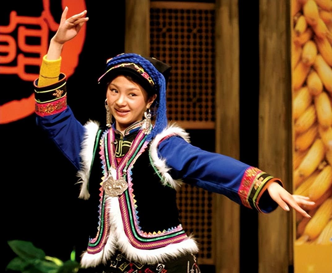 回顾抗日神剧专业户五大女演员如今如何了