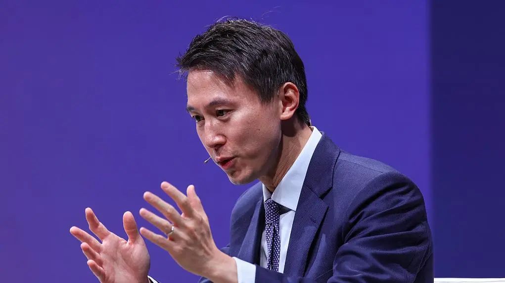 周受资=周受资的三段感情经历