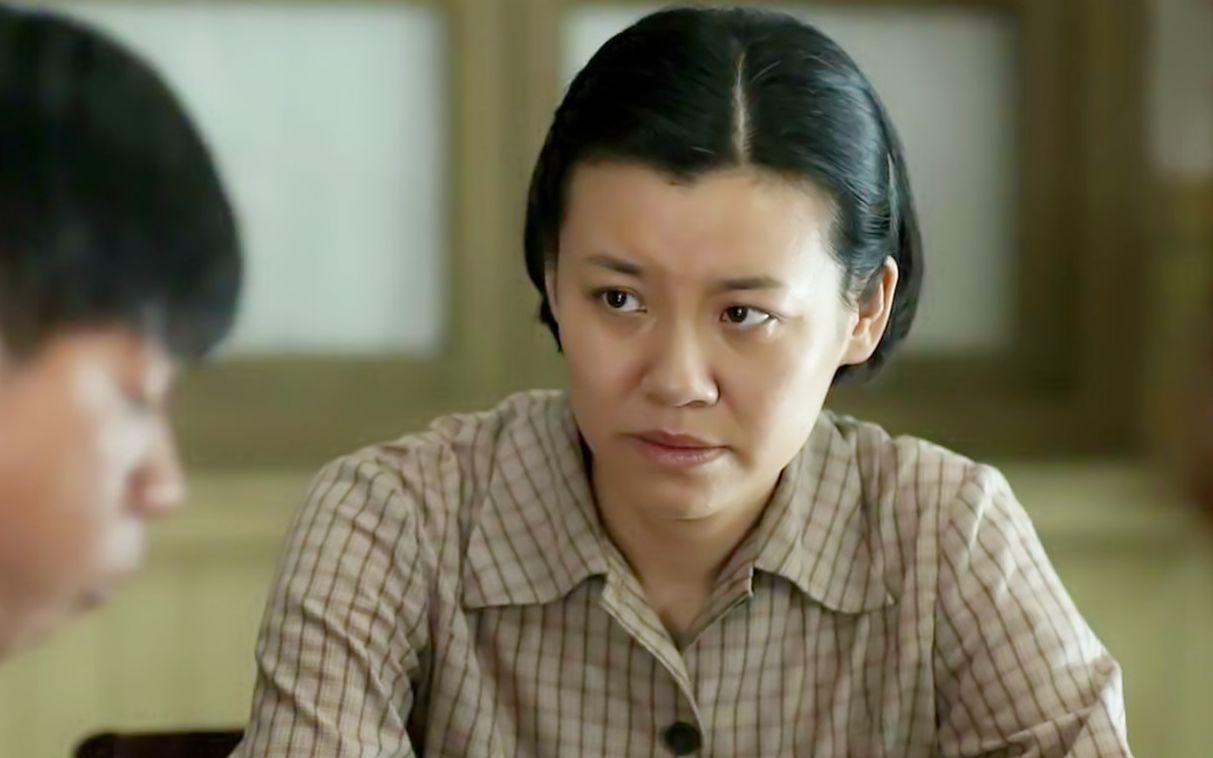 同样是演"中年丧夫",把闫妮,海清和刘琳放一起看,差别出来了