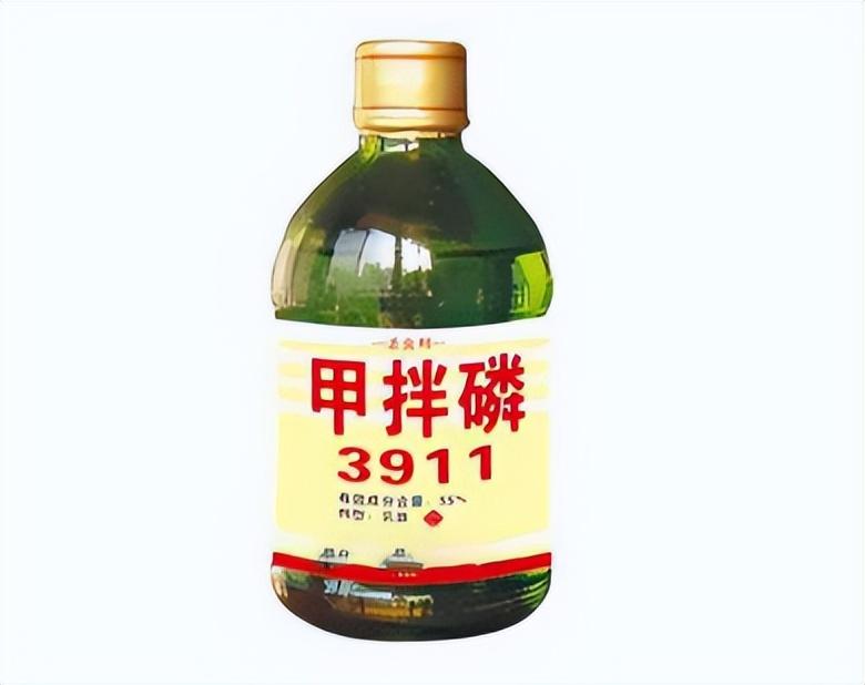 回顾四川女子离奇身亡父亲24年不下葬成不腐干尸称她是冤死