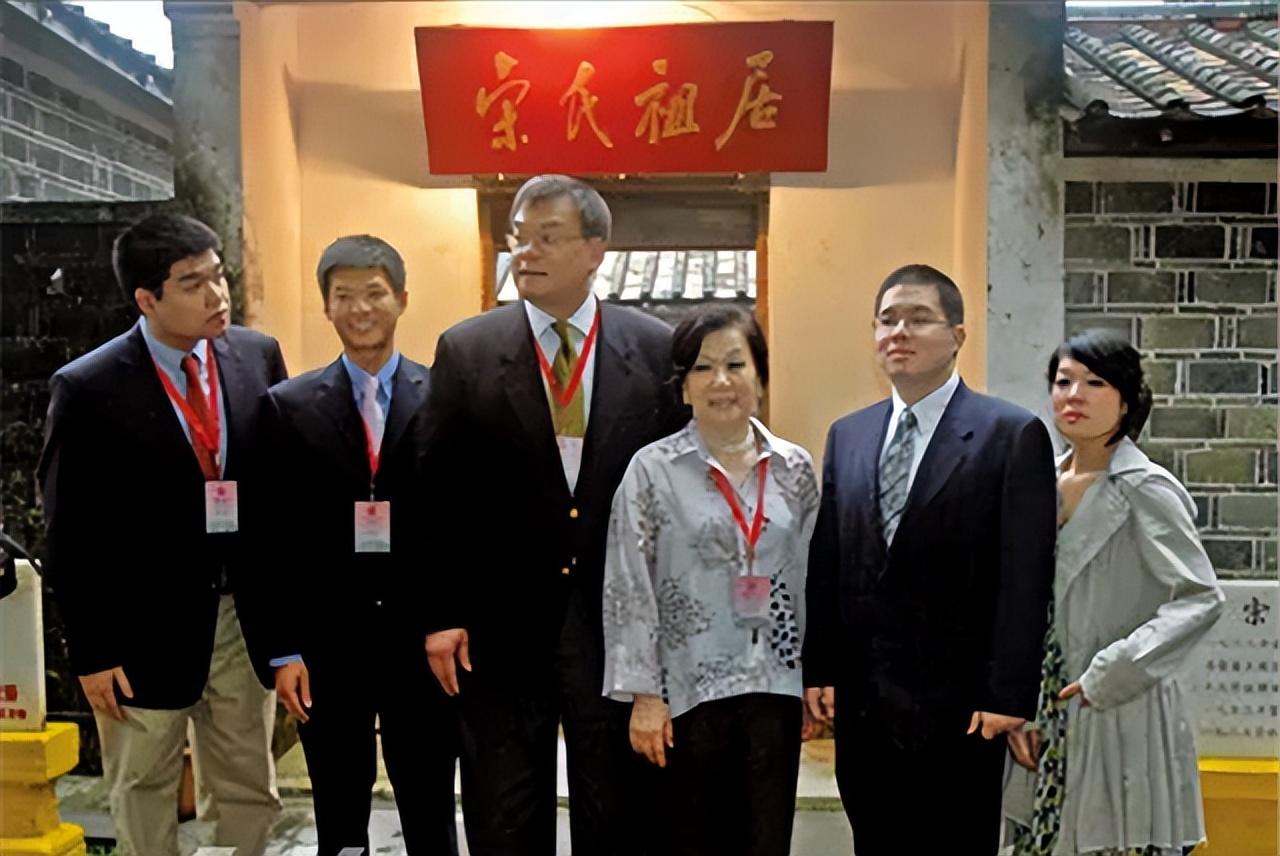 民国四大家族后人现状蒋家仍有人活跃政坛孔家混血儿独掌家产