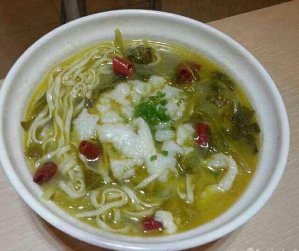 四川美食:酸菜面鱼儿