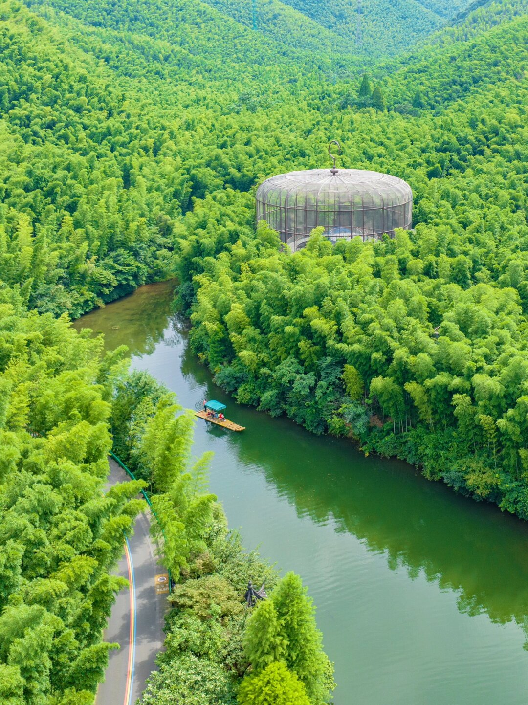 南山竹海地图版超详细攻略  南山竹海是一个绝佳的游玩地点,可以让你