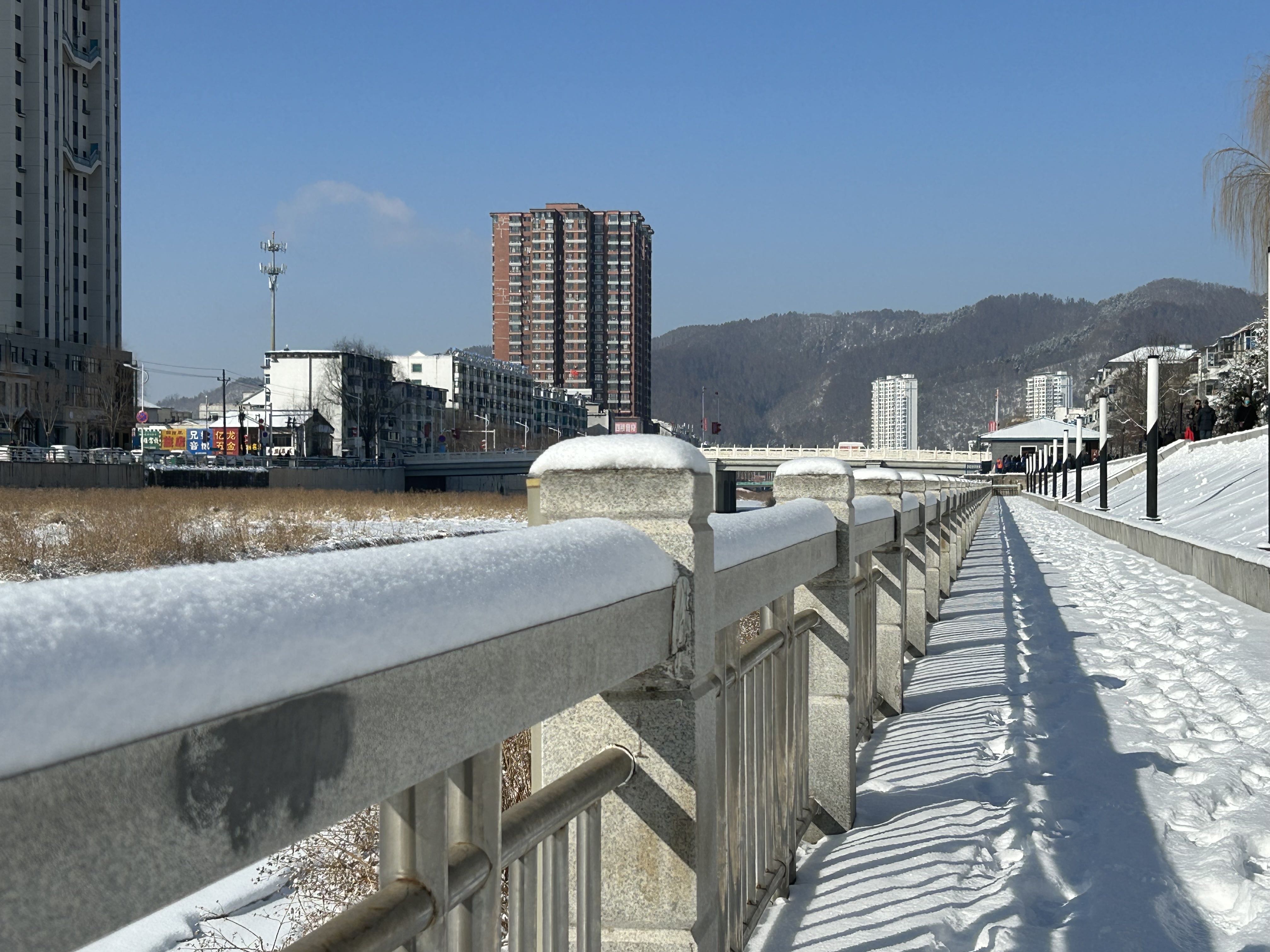 抚顺市新宾满族自治县小镇雪后美景#新时代六地辽宁杠杠滴# #美好辽宁