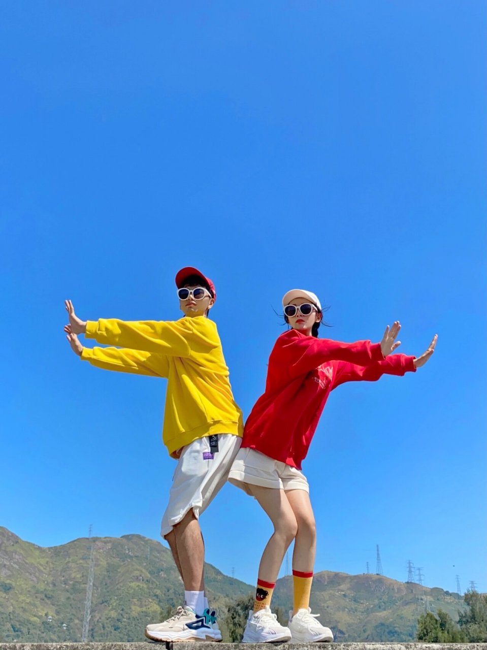 9个不重样情侣天空站姿拍照☁️假期情侣拍照