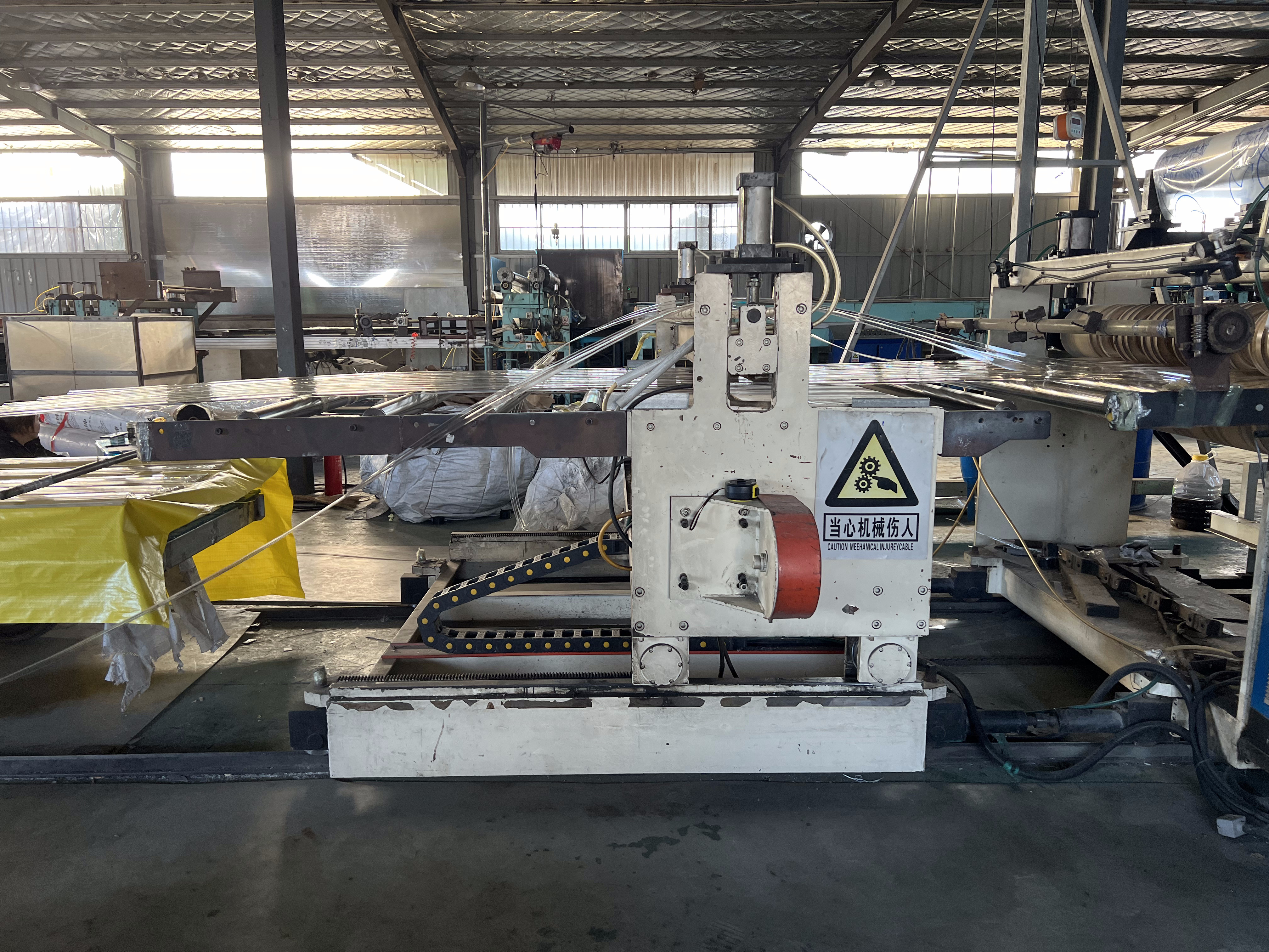 采光瓦生产线 采光瓦设备 生产现场图片