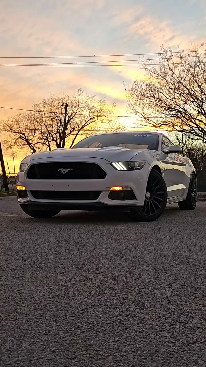 今日车型最经典的一代福特野马