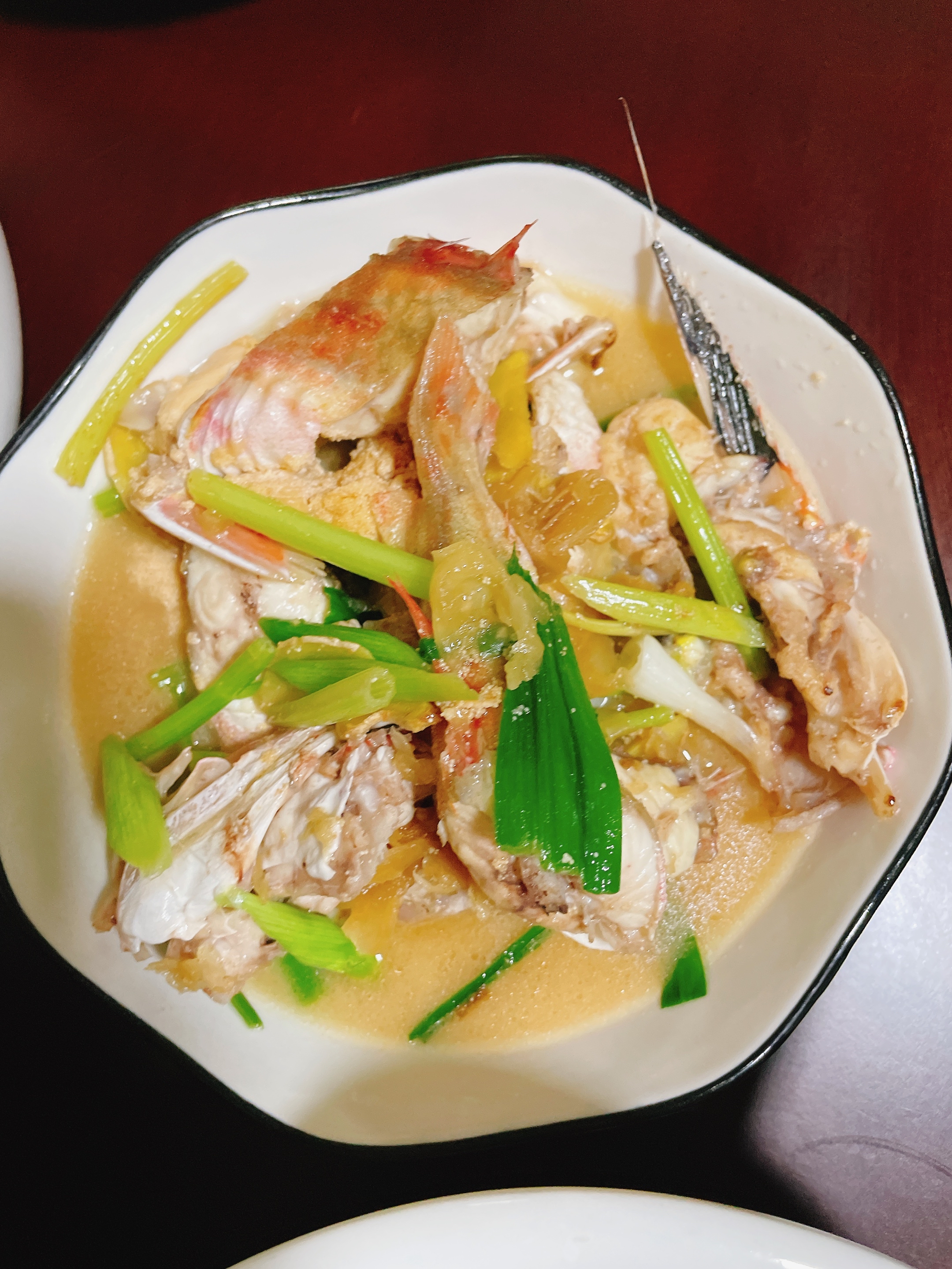 潮汕家常菜 鸡蛋紫菜汤 鲍鱼鸡腿煲 焖炒白菜 红角鱼煮冬菜 家常做法