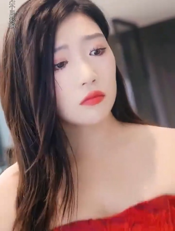 柳倩倩以为是小龙的嫂子和大龙挑拨他们夫妻关系