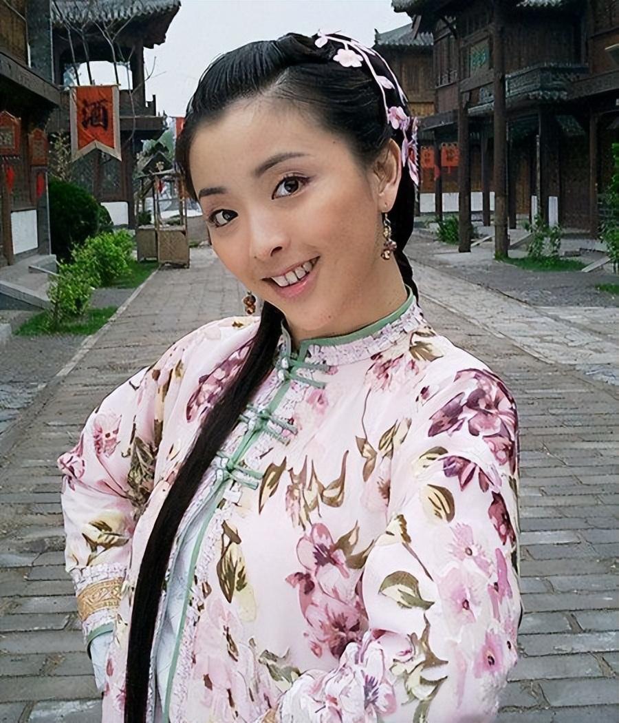 《武林外传》17年,4位演员境况差距大,女3号过气,女10号逆袭