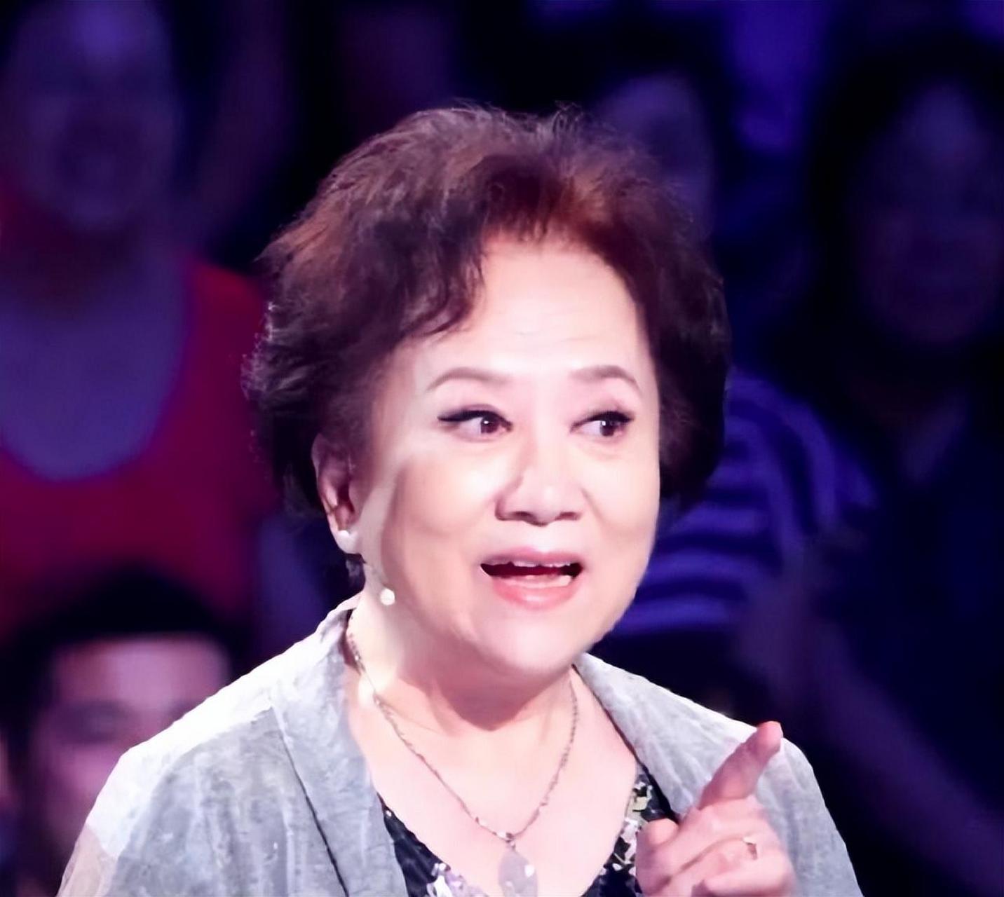 赵敏芬与李法曾是中央戏剧学院的同窗,因共同的兴趣和梦想走到一起