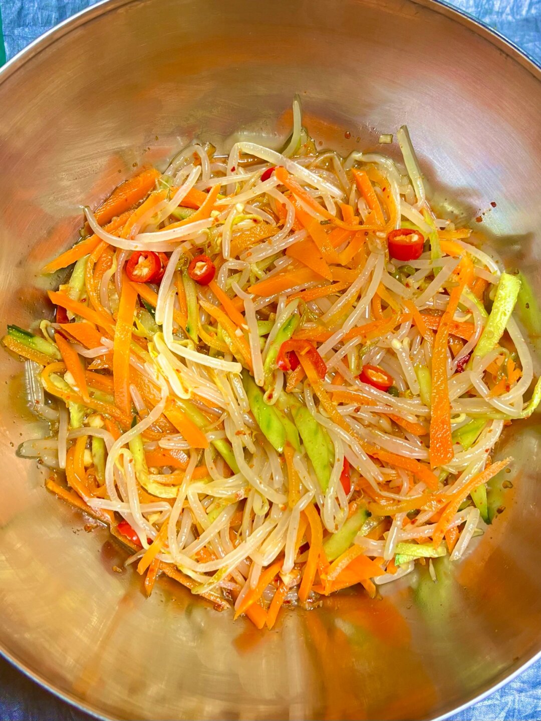 食材黄瓜胡萝卜豆芽