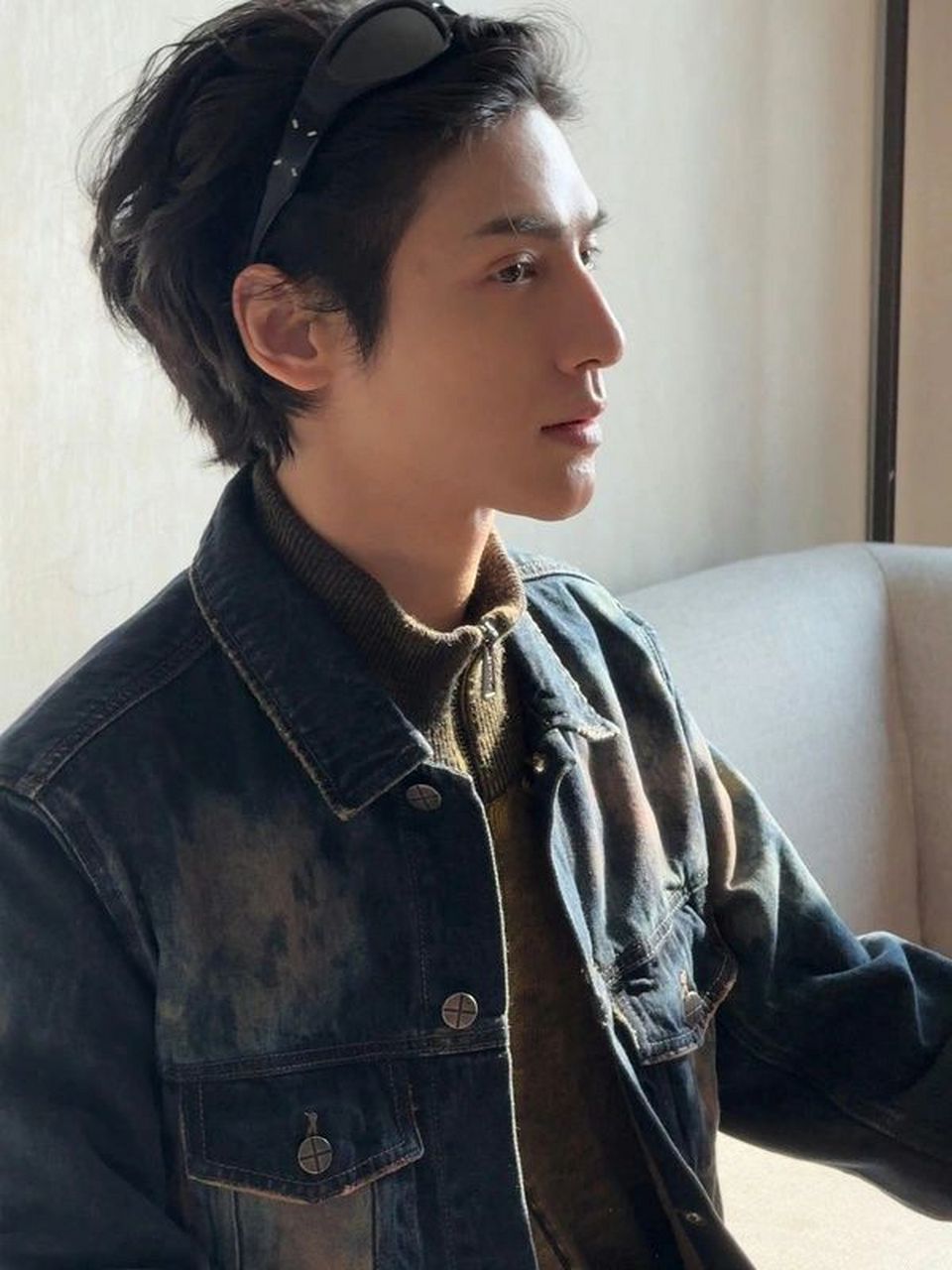 罗云熙:长发飘飘,惊艳四座!