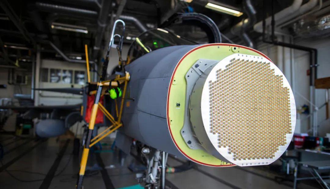 中美新一代战机采用氮化镓雷达,中国先行