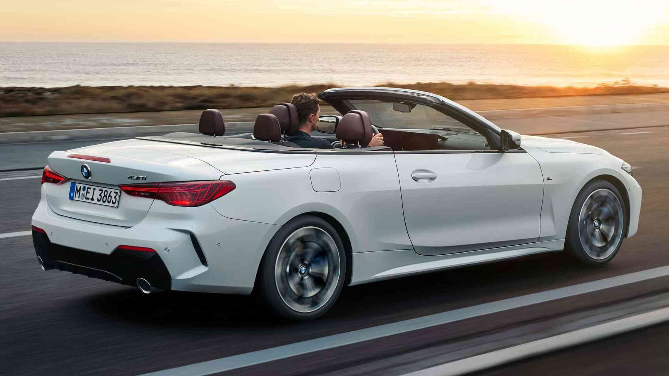 新款宝马4系敞篷版轿跑车