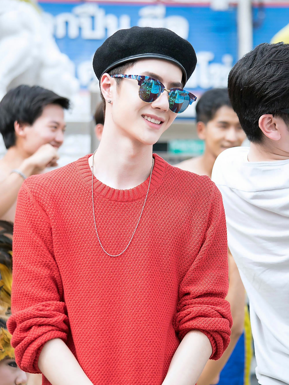 王一博与红色的配适度