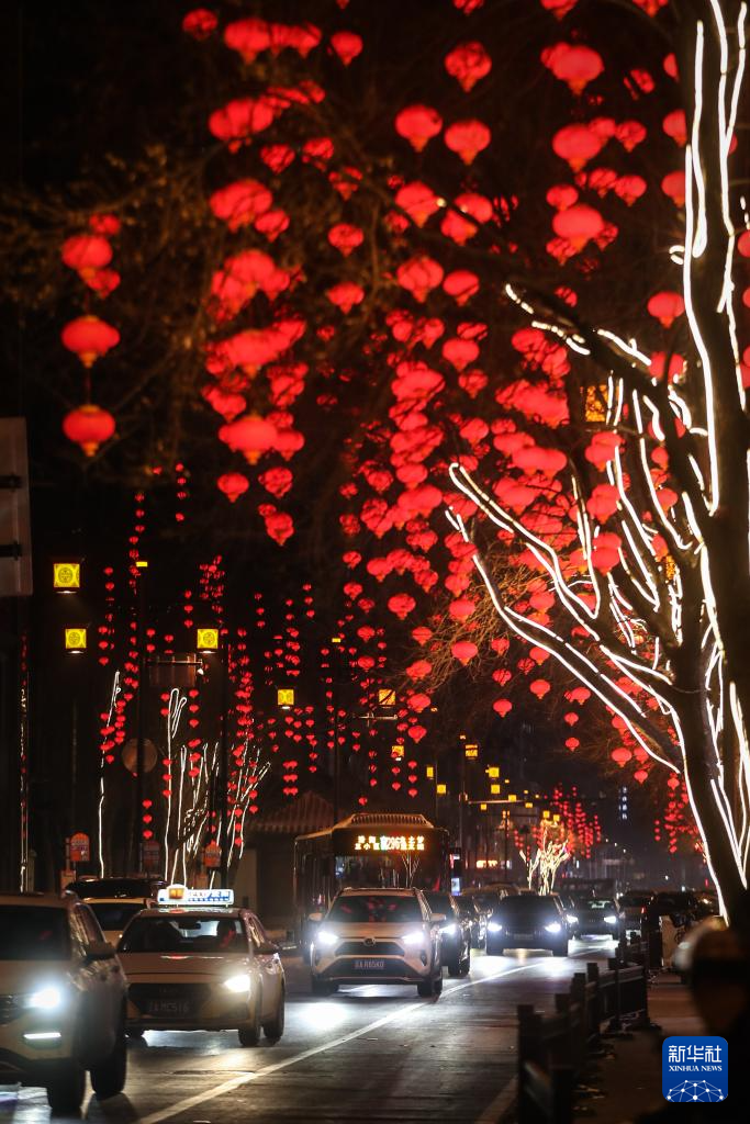 附近的夜景图片