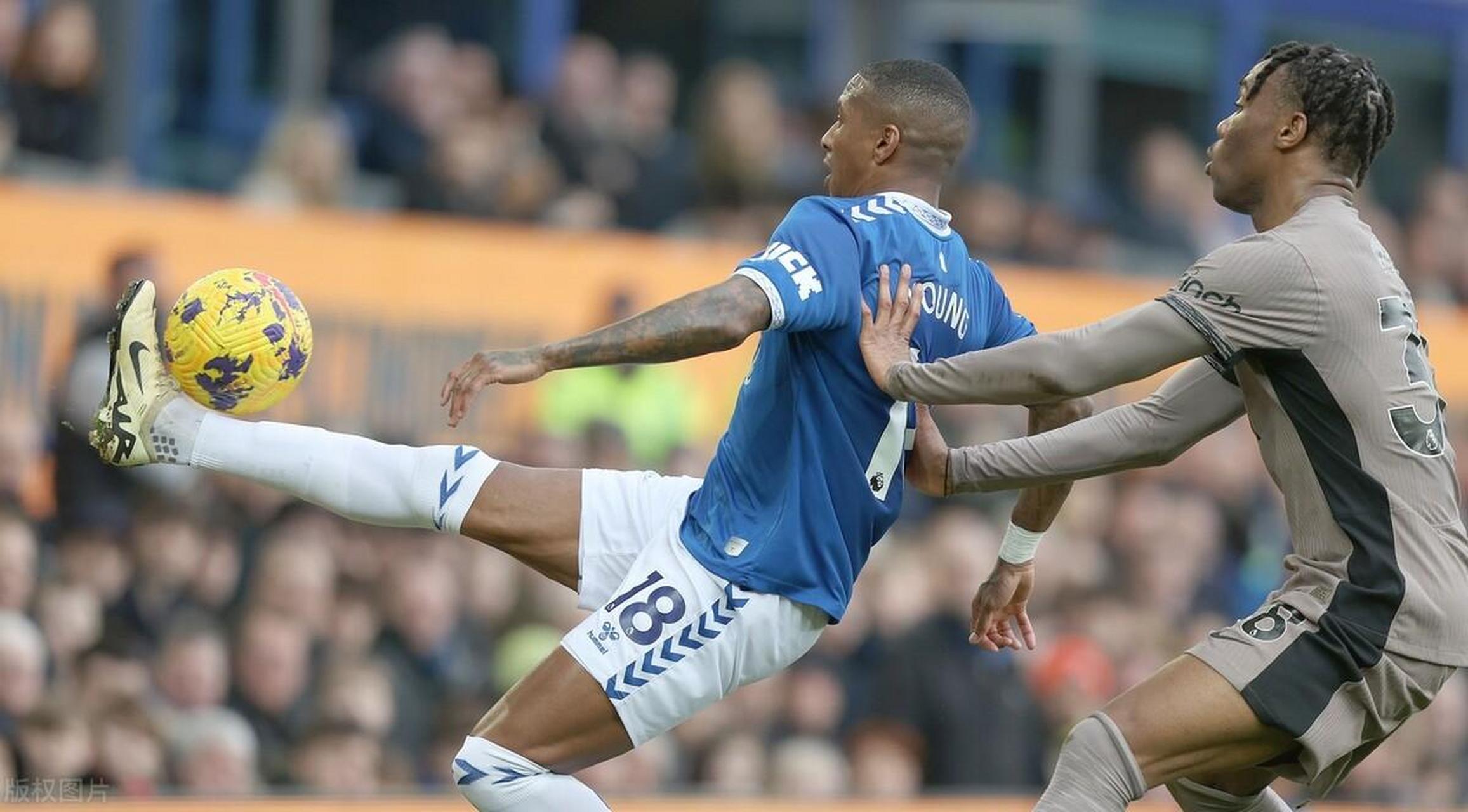 埃弗顿抗议英足总扣分,理查利森打进两个球,巴西人开窍