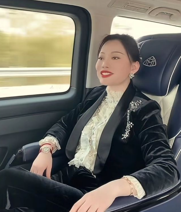 06年广东女子嫁北大精英13年连生七胎称不生浪费老公基因