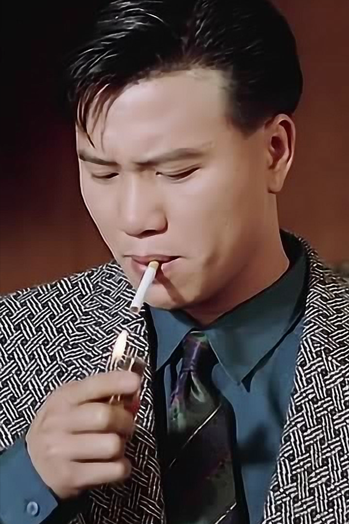 看67岁万梓良现在的处境才知道原来周润发早就把答案说出来了